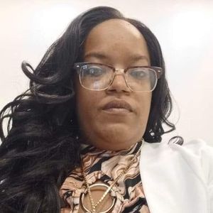 Meet your Posher, Shauntel